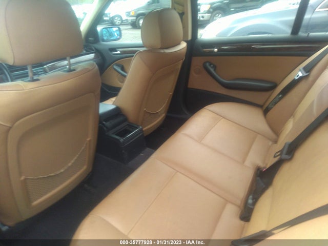 BMW 3 Series 330xi 2004 WBAEW53444PN32409 Image 9
