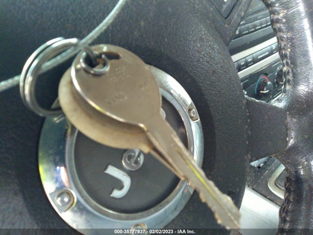 Jeep Commander 2006 1J8HG48K66C272340 Image 3