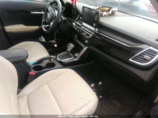 KNDERCAA1M7143962 KIA SELTOS EX