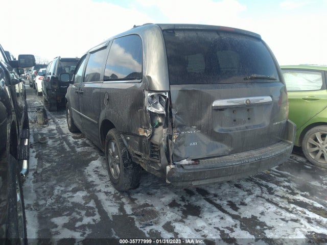 2A4RR8D11AR400326 Chrysler Town & Country