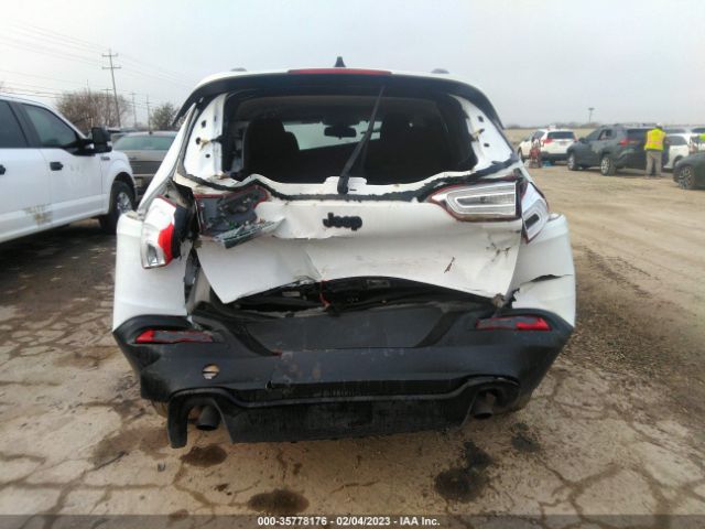 1C4PJLCS5EW300907 Jeep Cherokee Altitude