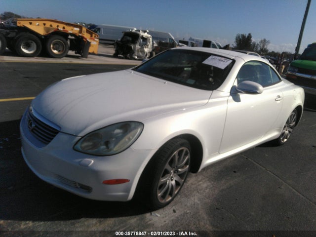 Lexus SC 430 2002 JTHFN48Y220021768 Image 2
