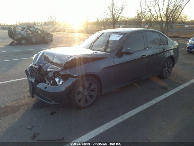 BMW 3 Series 330xi 2006 WBAVD33556KV61081 Image 2