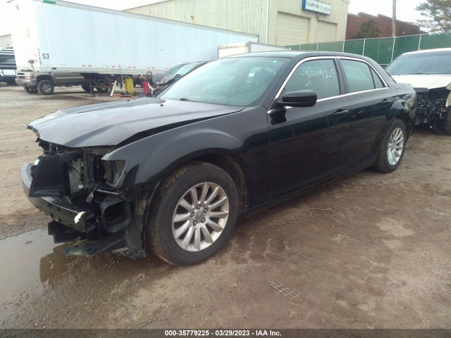 Chrysler 300 2014 2C3CCAAG2EH228711 Image 2