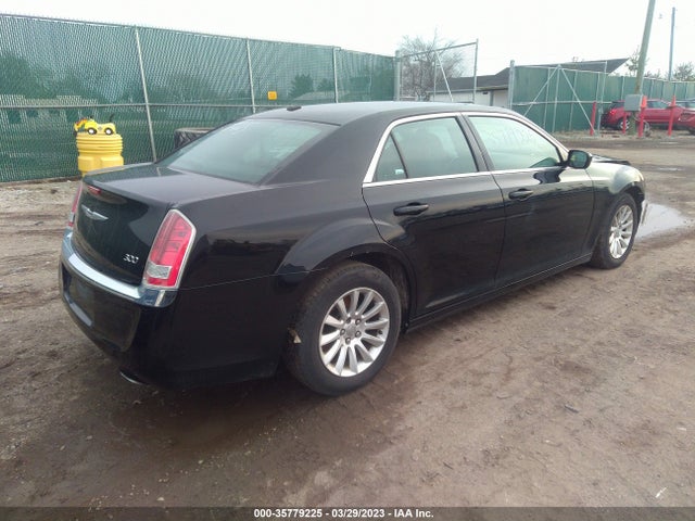 Chrysler 300 2014 2C3CCAAG2EH228711 Image 4
