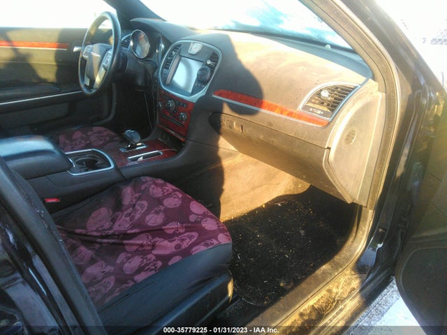 Chrysler 300 2014 2C3CCAAG2EH228711 Image 5
