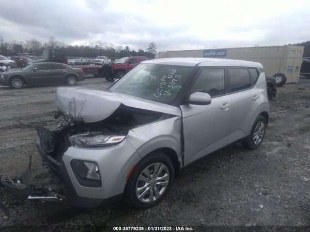 KIA SOUL LX 2020 KNDJ23AU4L7733083 Image 2