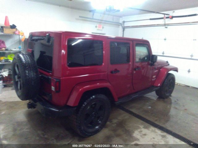 1J4HA5H11BL572328 Jeep Wrangler Unlimited Sahara