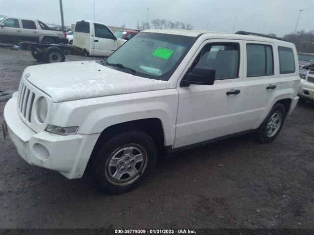 1J8FT28098D604967 Jeep Patriot Sport