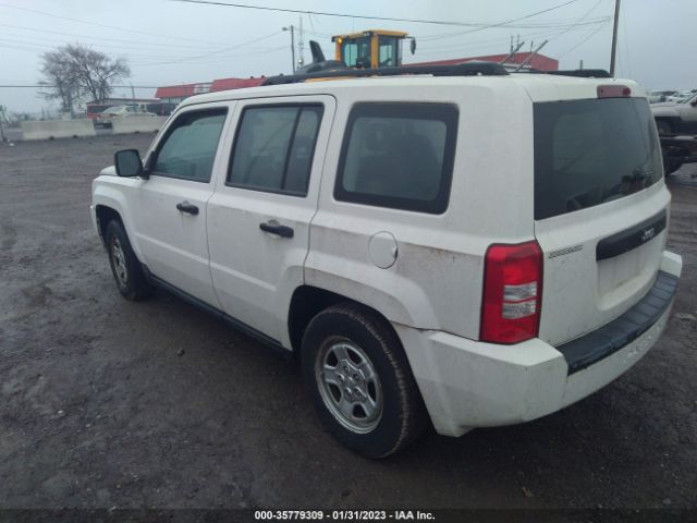 1J8FT28098D604967 Jeep Patriot Sport