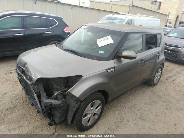KIA Soul Base 2015 KNDJN2A20F7145525 Image 2