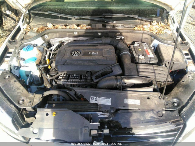 3VWD17AJ6EM420930 Volkswagen Jetta Sedan Se