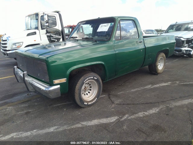 1983 CHEVROLET C10 VIN: 1GCEC14H2DJ143955