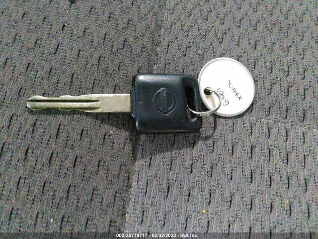 2002 NISSAN XTERRA XE VIN: 5N1ED28Y92C568406