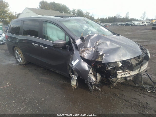 2018 Honda Odyssey, VIN: 5FNRL6H71JB011630
