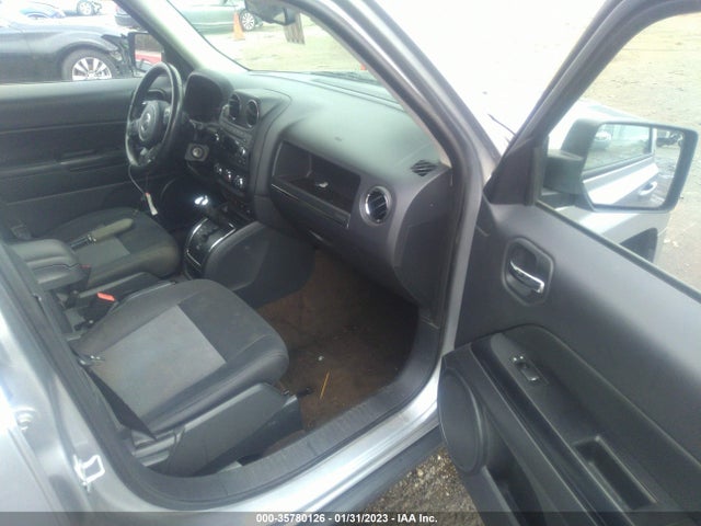 1C4NJPFB8FD350417 Jeep Patriot Latitude