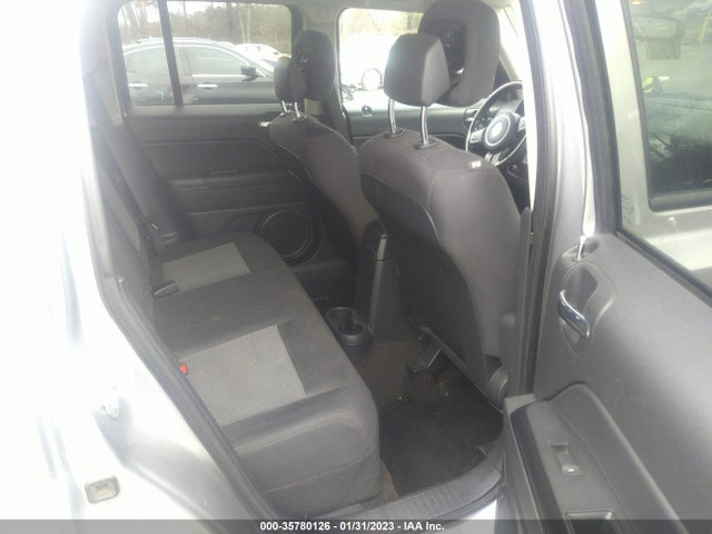 1C4NJPFB8FD350417 Jeep Patriot Latitude