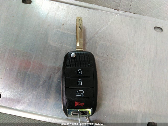 2019 Kia Sorento, VIN: 5XYPG4A35KG512330