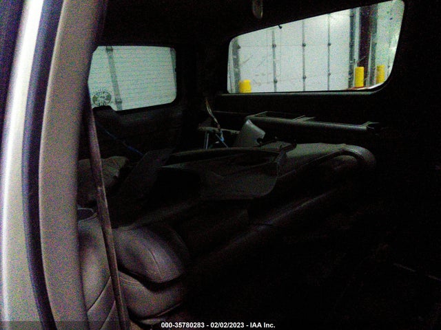 Cadillac ESCALADE ESV 2005 3GYFK66N95G200320 Image 9