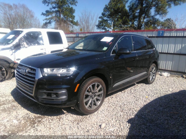 Audi Q7 2017 WA1LAAF75HD048578 Image 2