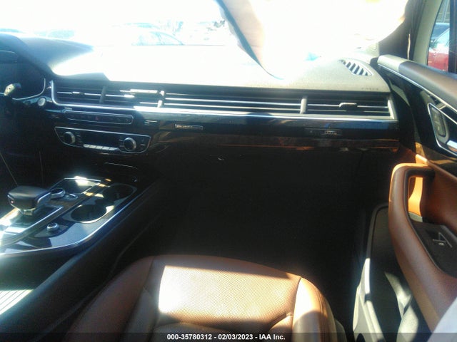 Audi Q7 2017 WA1LAAF75HD048578 Image 6