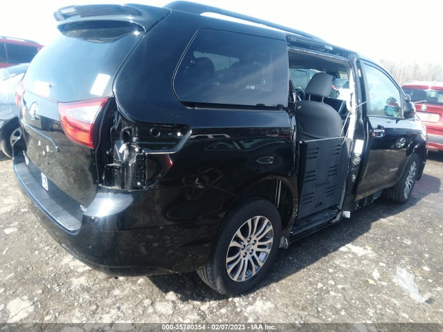 2020 Toyota Sienna, VIN: 5TDYZ3DC9LS026158