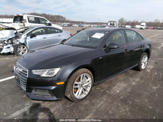 WAUDNAF4XHN047096 Audi A4 Season Of Audi Premium