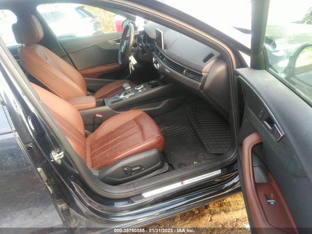WAUDNAF4XHN047096 Audi A4 Season Of Audi Premium