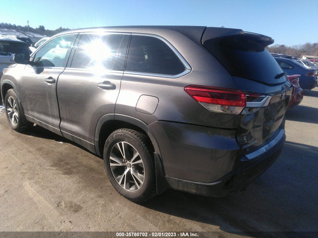 Toyota Highlander Le 2019 5TDBZRFH0KS709480 Image 3
