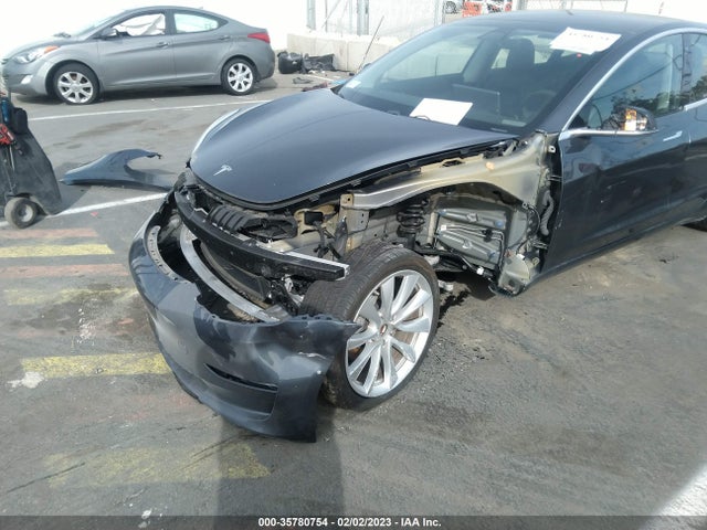 Tesla Model 3 Range 2019 5YJ3E1EA1KF425348 Image 8