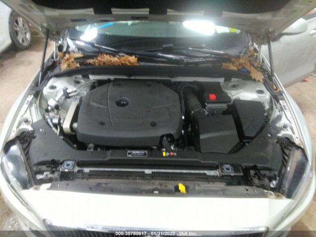 Volvo S60 2019 7JRA22TKXKG005791 Image 10