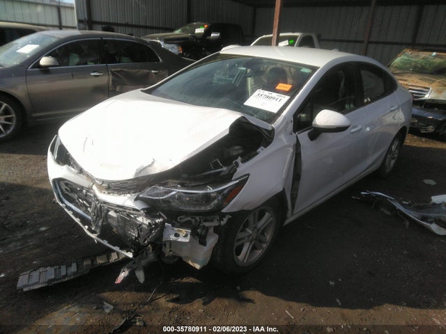 Chevrolet CRUZE LT 2017 3G1BE5SM6HS560111 Image 2
