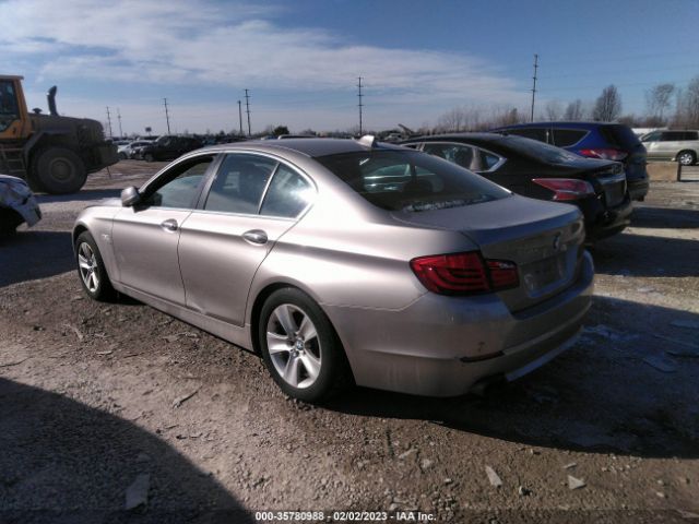 WBAXH5C55CDW06335 BMW 5 Series 528i Xdrive