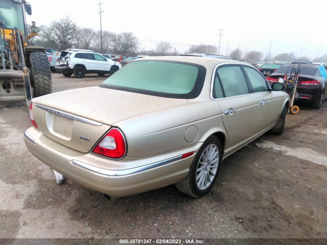 SAJWA82B56SG50349 Jaguar XJ