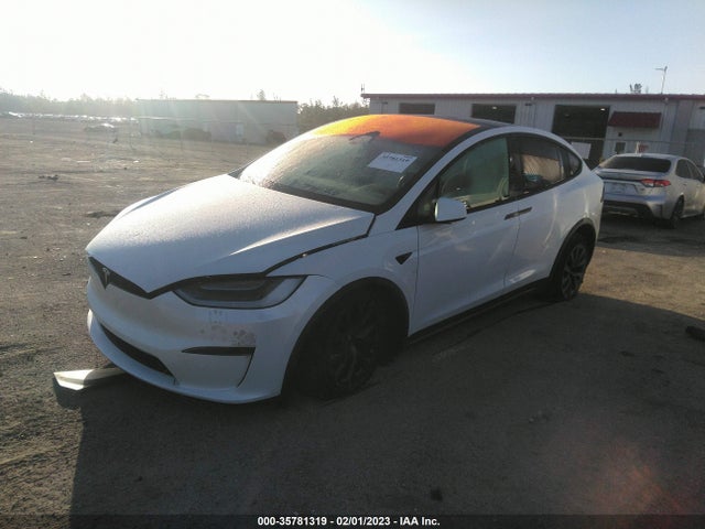2022 Tesla Model X, VIN: 7SAXCBE61NF345483