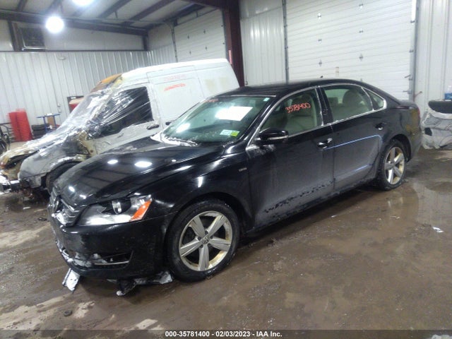 2015 Volkswagen Passat, VIN: 1VWAT7A30FC114923