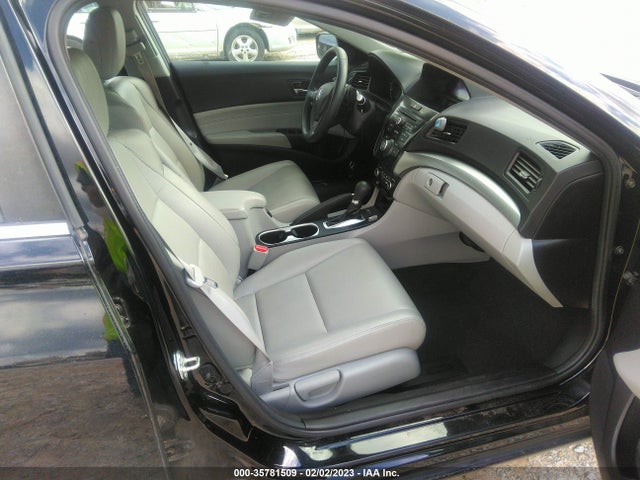 2018 Acura ILX, VIN: 19UDE2F33JA007179