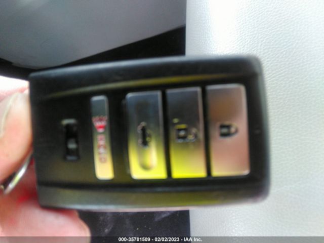 19UDE2F33JA007179 Acura ILX