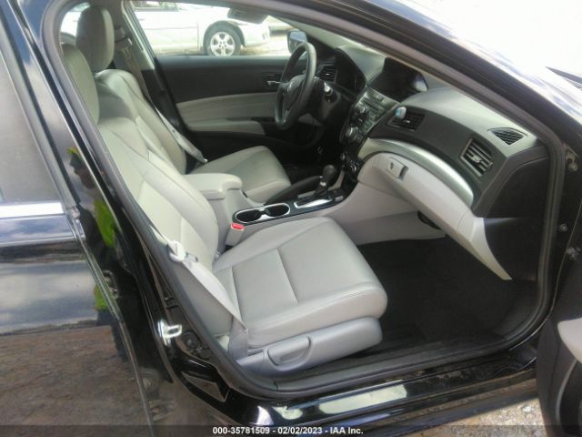 19UDE2F33JA007179 Acura ILX