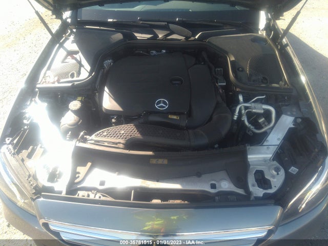 2020 Mercedes-Benz E-Class, VIN: WDDZF8DB6LA742228