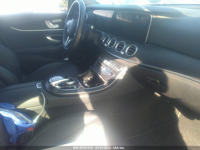 2020 Mercedes-Benz E-Class, VIN: WDDZF8DB6LA742228