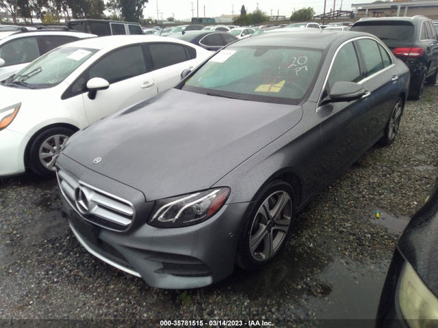 2020 Mercedes-Benz E-Class, VIN: WDDZF8DB6LA742228