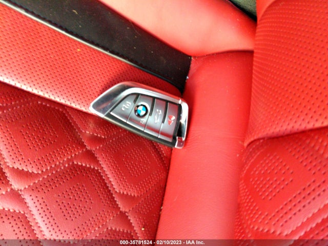 2022 BMW M8, VIN: WBSGV0C0XNCK10390