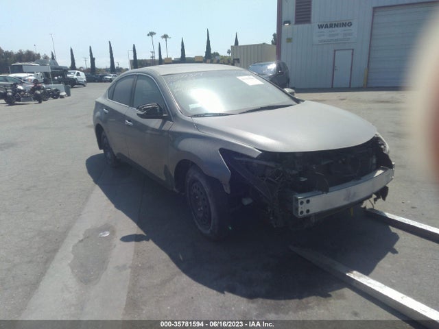 2015 1N4AL3AP8FC204020 main image