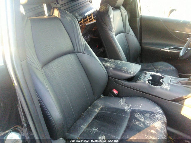 2021 Toyota Venza, VIN: JTEAAAAH8MJ044092
