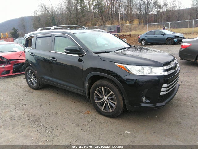 2017 Toyota Highlander, VIN: 5TDJZRFH3HS480037