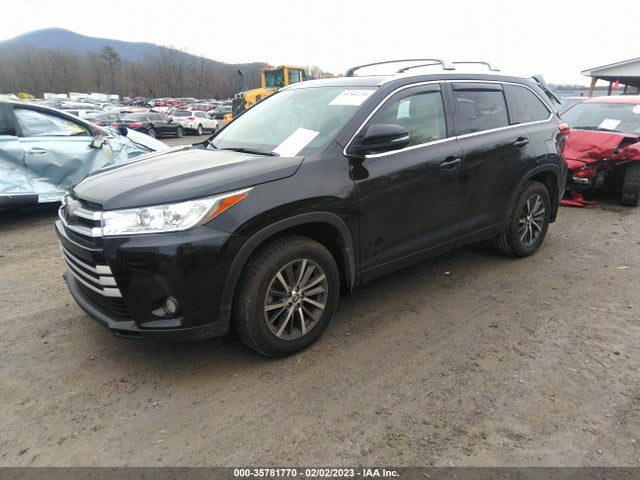 2017 Toyota Highlander, VIN: 5TDJZRFH3HS480037