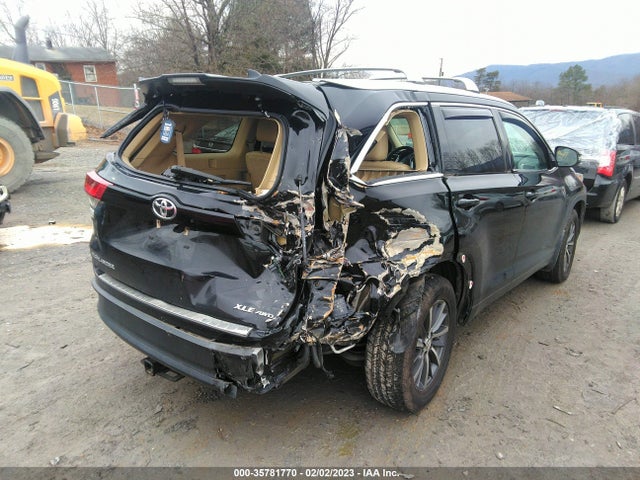 2017 Toyota Highlander, VIN: 5TDJZRFH3HS480037