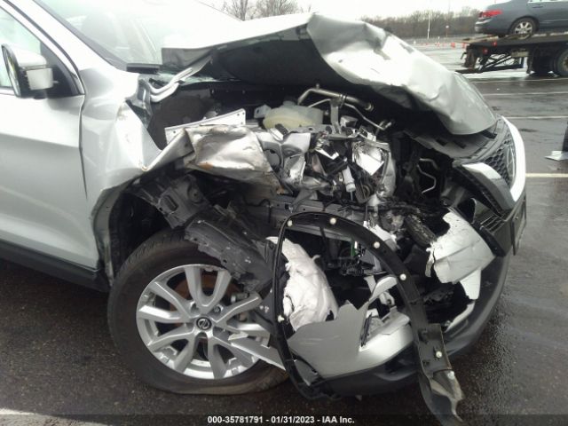 JN1BJ1BW0NW682267 Nissan Rogue Sport Sv