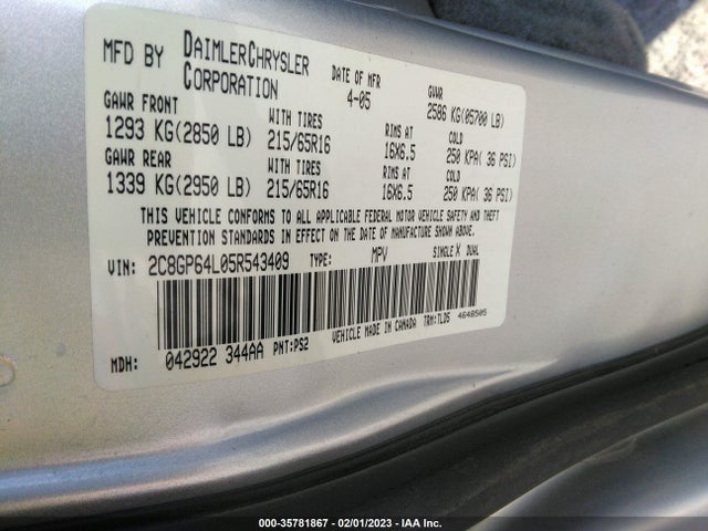 2C8GP64L05R543409 Chrysler Town & Country